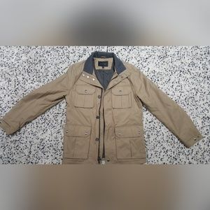 Banana republic coat - nice and heavy! Like new!